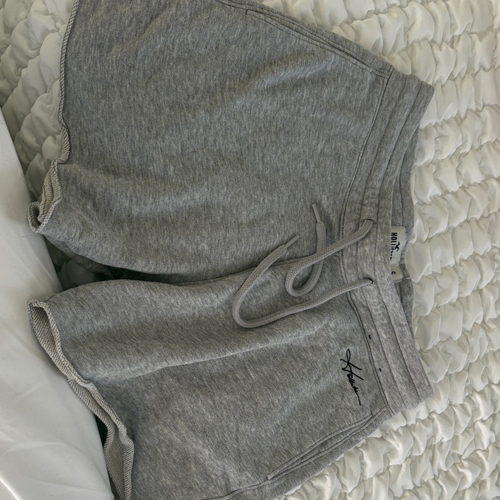Hollister Heather Gray Shorts